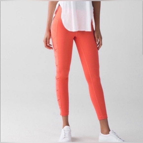 Lululemon Athletica Sunshine Salutation Bright Coral Cropped Leggings - Picture 1 of 10